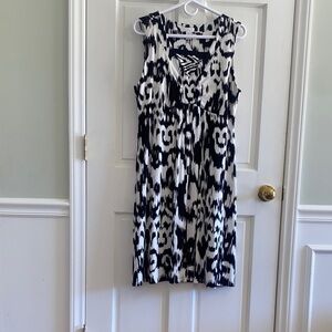 Chico’s Sleeveless Black and White Patterned Women’s Dress Size 2